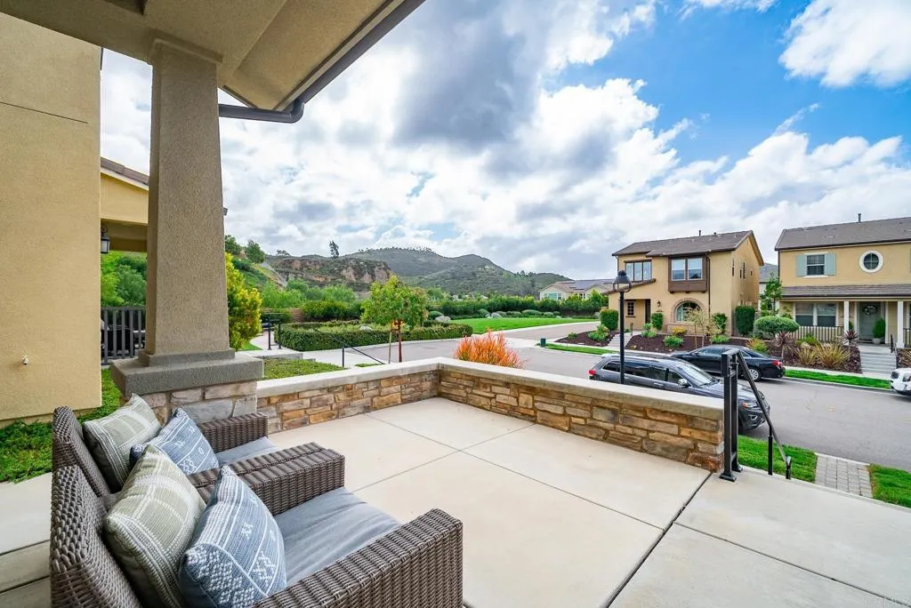 https://cdn.realtyfeed.com/cdn/127/306437850/81666bd122620f995860acae8e45daea.webp