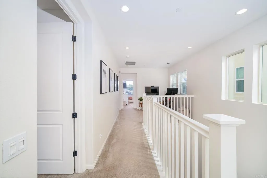 https://cdn.realtyfeed.com/cdn/127/306437850/a2ea3f9e6adedb6fdede0ba66c6cb287.webp