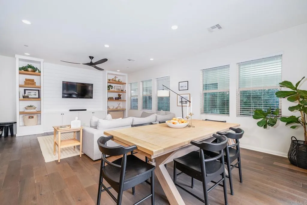 https://cdn.realtyfeed.com/cdn/127/306437850/a7c331f25b1a50e46ade5e34ebf42a35.webp