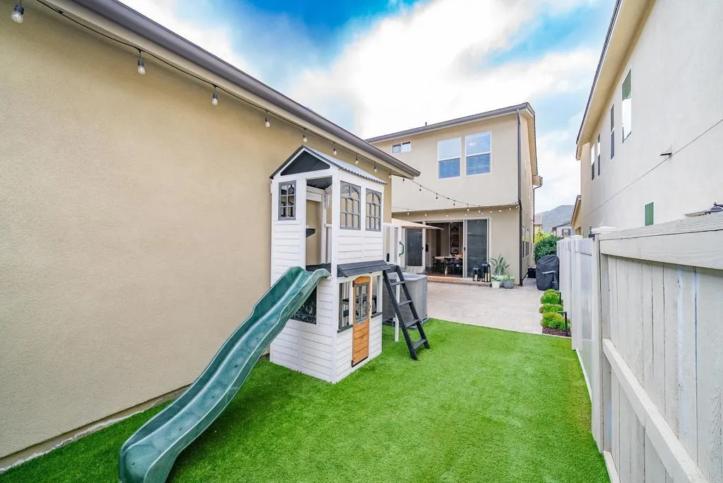 https://cdn.realtyfeed.com/cdn/127/306437850/e246d943f60fdae091a0a77cce1fc6b6.webp