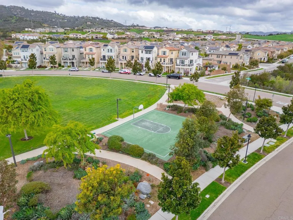 https://cdn.realtyfeed.com/cdn/127/306437850/f2f291c9bbacb93377e1837d65d613a7.webp