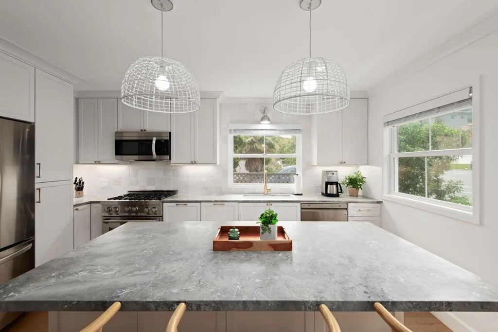 https://cdn.realtyfeed.com/cdn/127/306437914/65a340d4b157d3f7fea91e7aed144bf7.webp