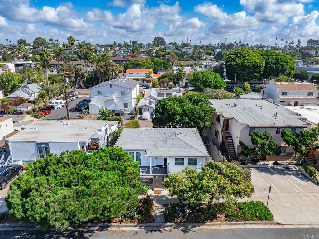 https://cdn.realtyfeed.com/cdn/127/306437914/de9478539e9b687a48fc19ab4b639d17.webp
