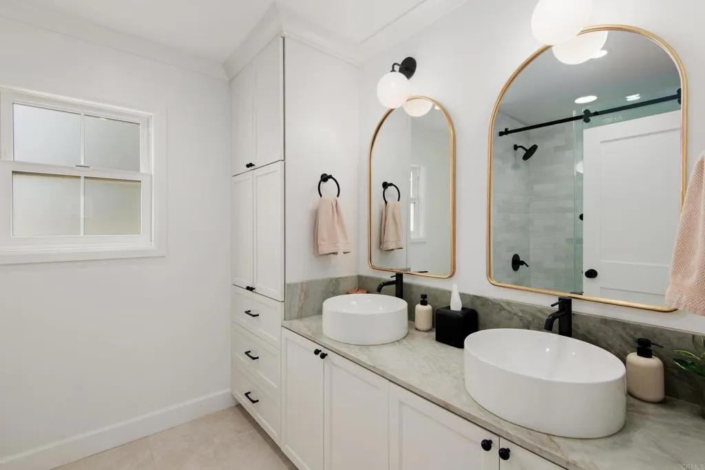 https://cdn.realtyfeed.com/cdn/127/306437914/f1fa11510e2e2cb93ddbaf79fbe3de46.webp