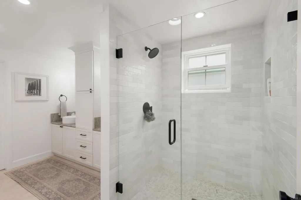 https://cdn.realtyfeed.com/cdn/127/306437914/f6738f5fdf59749b8cb3e6476396e7b9.webp