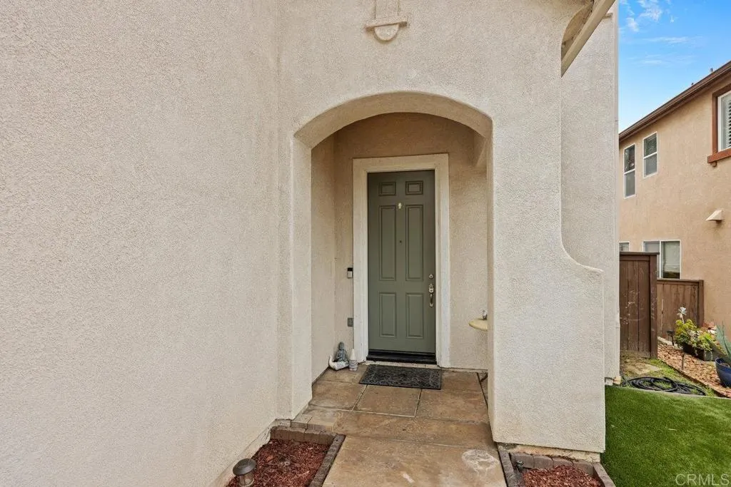 https://cdn.realtyfeed.com/cdn/127/306438017/f8d5c100be837cfc9a7c43cdcb8d6a7d.webp