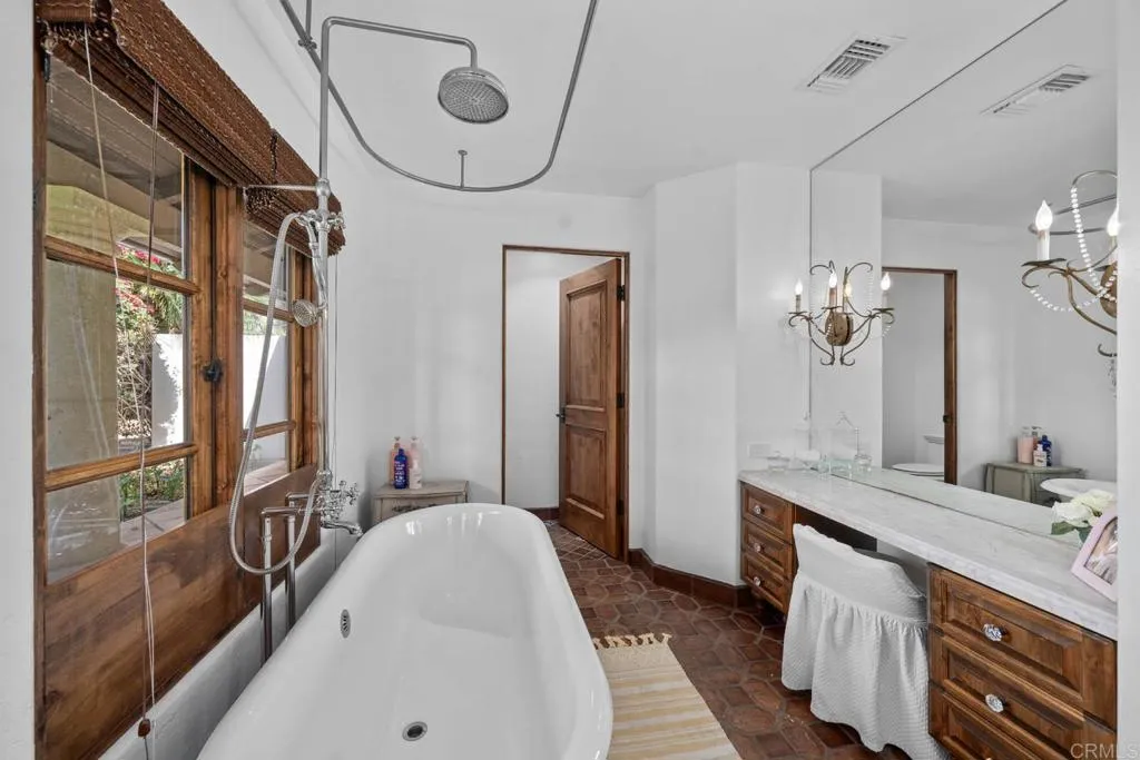 https://cdn.realtyfeed.com/cdn/127/306438038/416e48688e627e887308aab05a5ec93c.webp