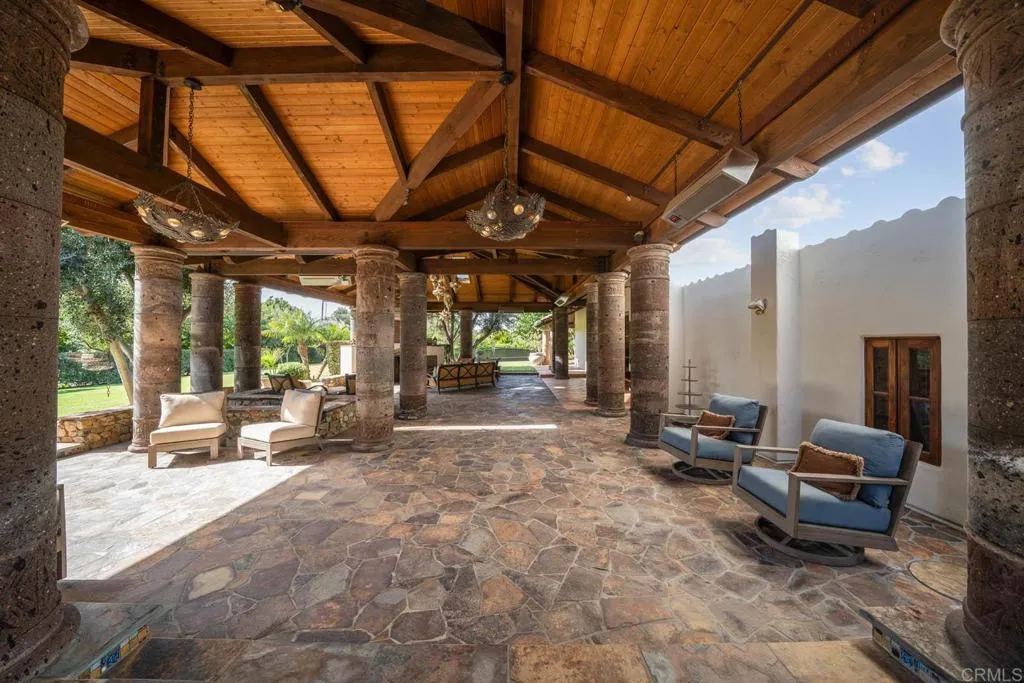 https://cdn.realtyfeed.com/cdn/127/306438038/56e7997db48d6ad2ee391226bbf64e48.webp