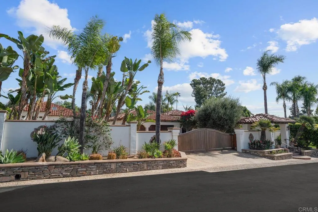 https://cdn.realtyfeed.com/cdn/127/306438038/8f6baca3be8d83ce91520d0f38eff9bb.webp