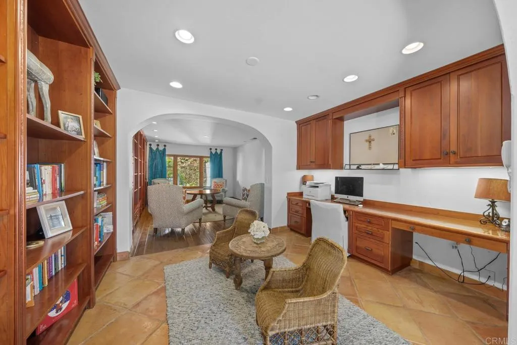 https://cdn.realtyfeed.com/cdn/127/306438038/abd035121eead8014732e674d643b070.webp