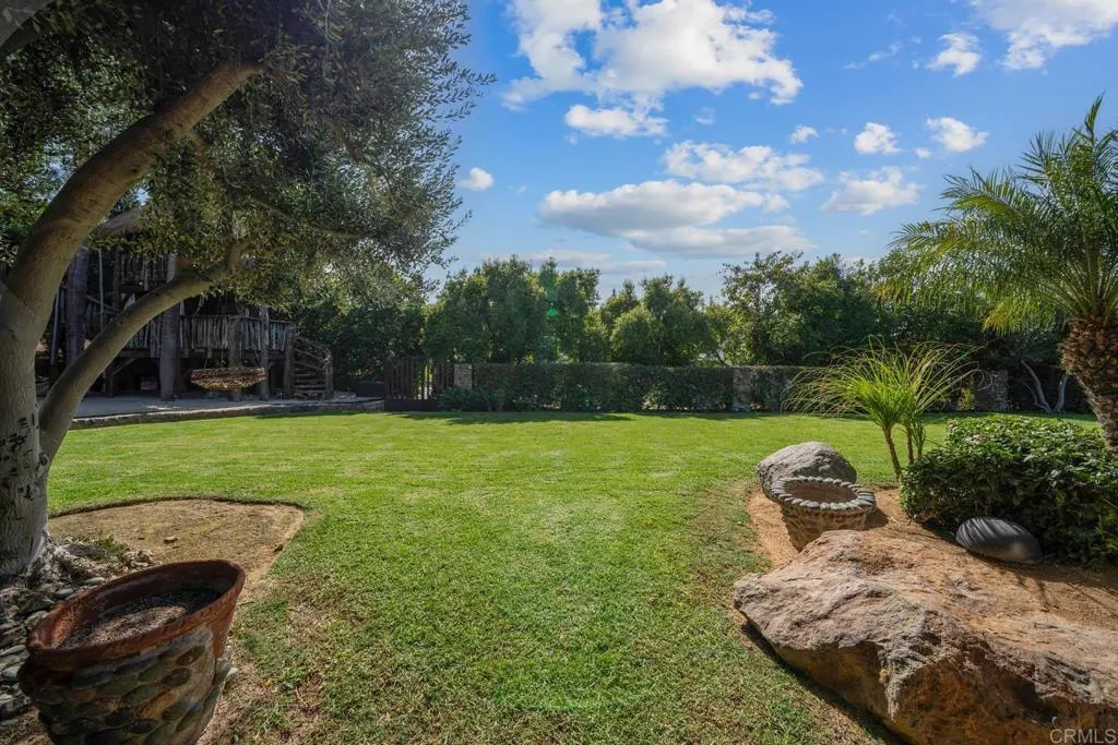 https://cdn.realtyfeed.com/cdn/127/306438038/de0fb58d385e160a1cd580ae4afdef12.webp