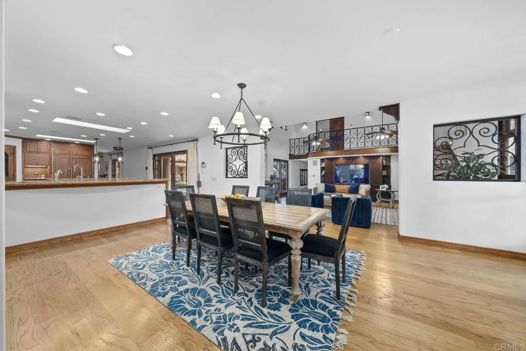 https://cdn.realtyfeed.com/cdn/127/306438038/e8c6d7d8ecb9252922c918d50f5e88fc.webp