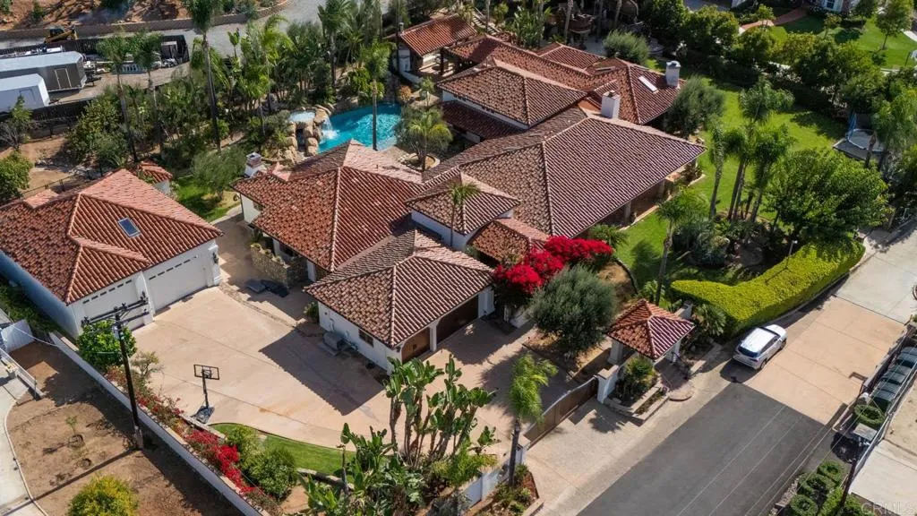 https://cdn.realtyfeed.com/cdn/127/306438038/fd065953af2d7f6b74249fcb53be8c97.webp