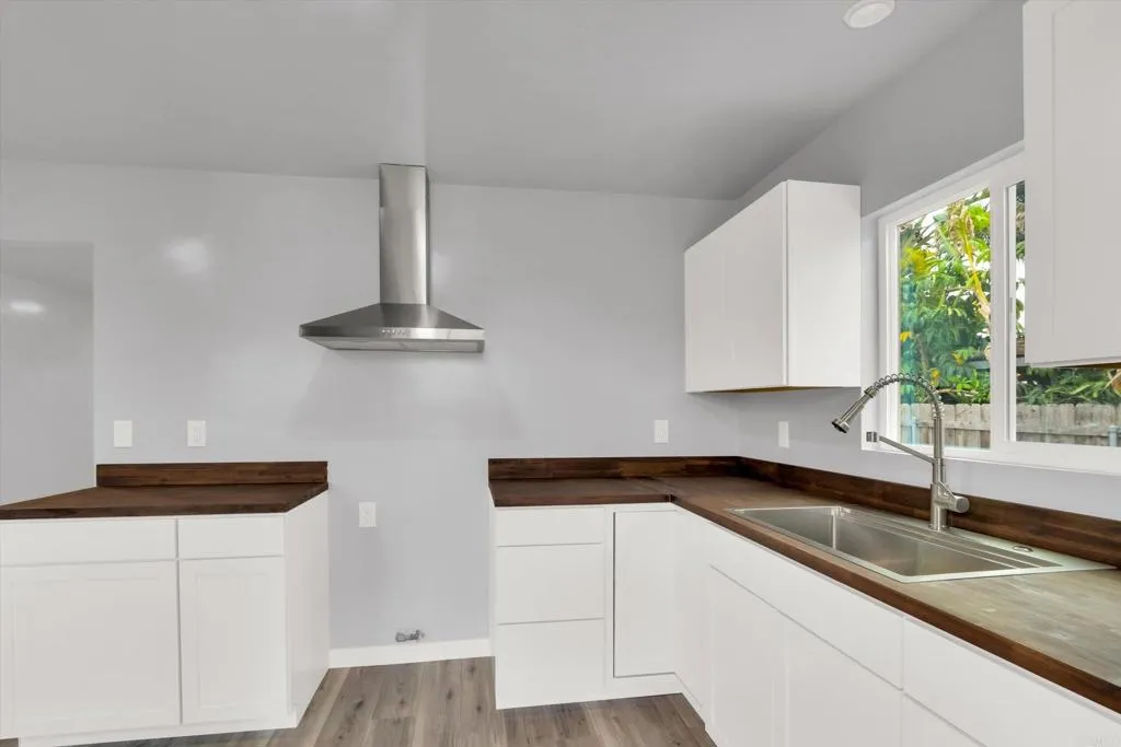 https://cdn.realtyfeed.com/cdn/127/306438274/365c383935074c488fdf231a73473614.webp