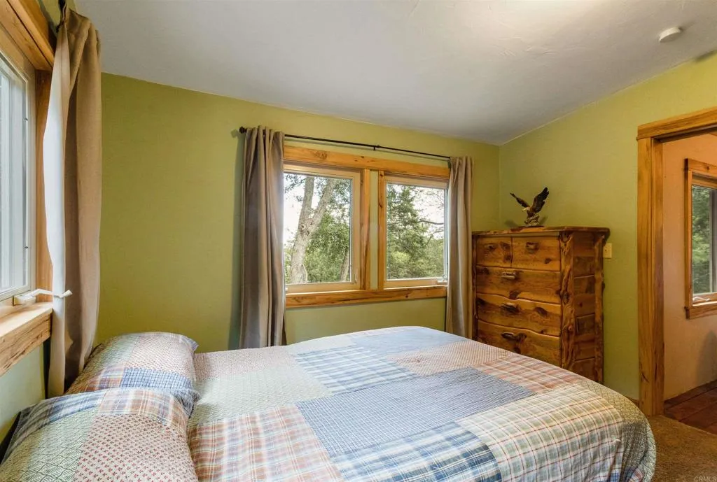 https://cdn.realtyfeed.com/cdn/127/306438518/a814daa04937c0d46994cda13476df8c.webp