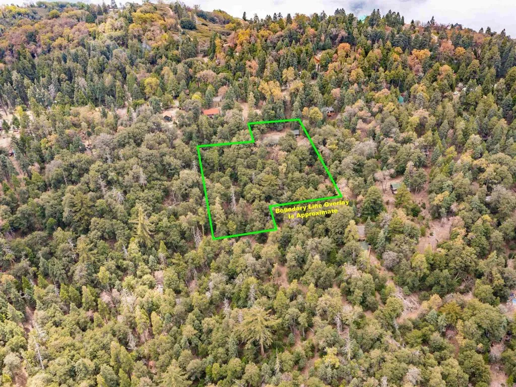 https://cdn.realtyfeed.com/cdn/127/306438518/d60d2584111195b3627992f4bb1332c3.webp