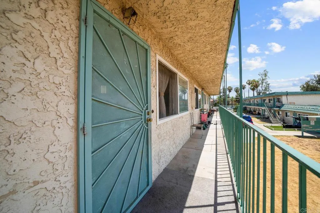 https://cdn.realtyfeed.com/cdn/127/306438557/e4c1f2f41868d1574a70af8817d7f41c.webp