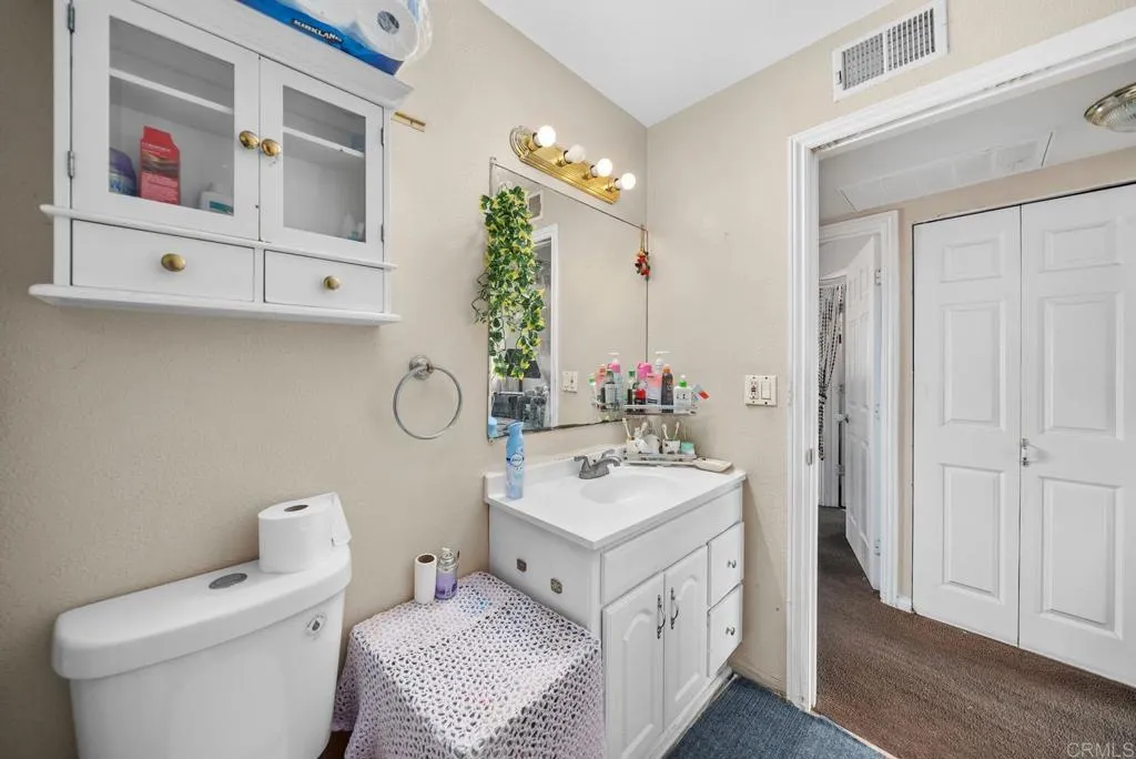 https://cdn.realtyfeed.com/cdn/127/306438557/e4ee0bd80ac38b085550e7868712fbc0.webp