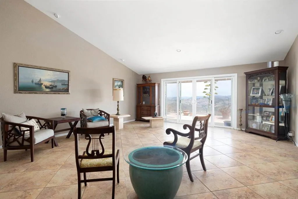 https://cdn.realtyfeed.com/cdn/127/306438683/b8dcabc536c4ee0a8687149a2b0b22d0.webp