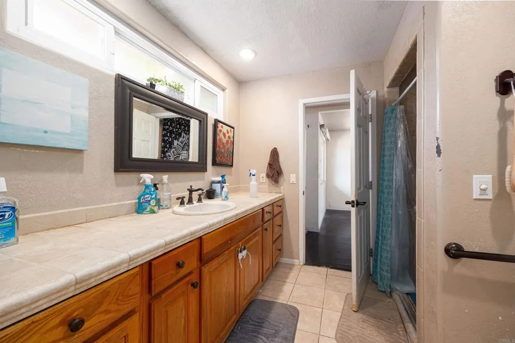 https://cdn.realtyfeed.com/cdn/127/306438683/ceb06ad7ad14097621c898033e6129ad.webp