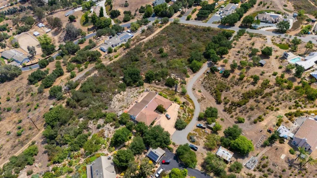 https://cdn.realtyfeed.com/cdn/127/306438683/dc492e47e220d21547114b851c599e62.webp