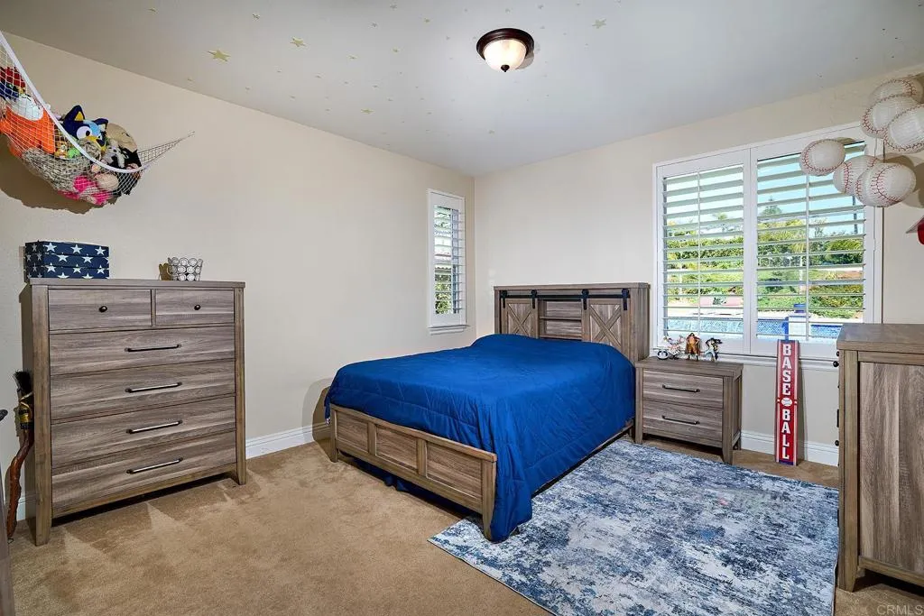 https://cdn.realtyfeed.com/cdn/127/306439043/54d9311becc754b2620097ae09b48c7a.webp