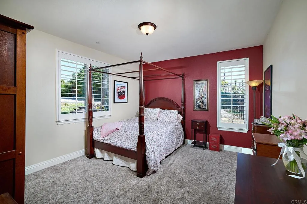 https://cdn.realtyfeed.com/cdn/127/306439043/8cbd8933f21aba4f3f152bac8e098ce7.webp