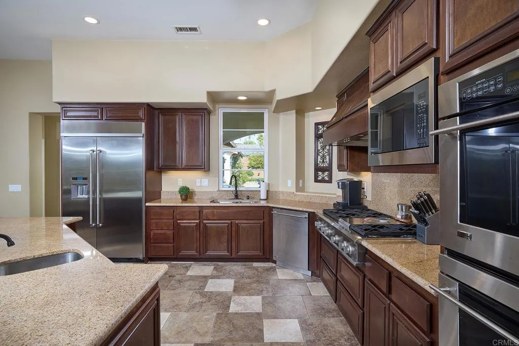 https://cdn.realtyfeed.com/cdn/127/306439043/af2e06da00f1a3b6317a41e40351b361.webp