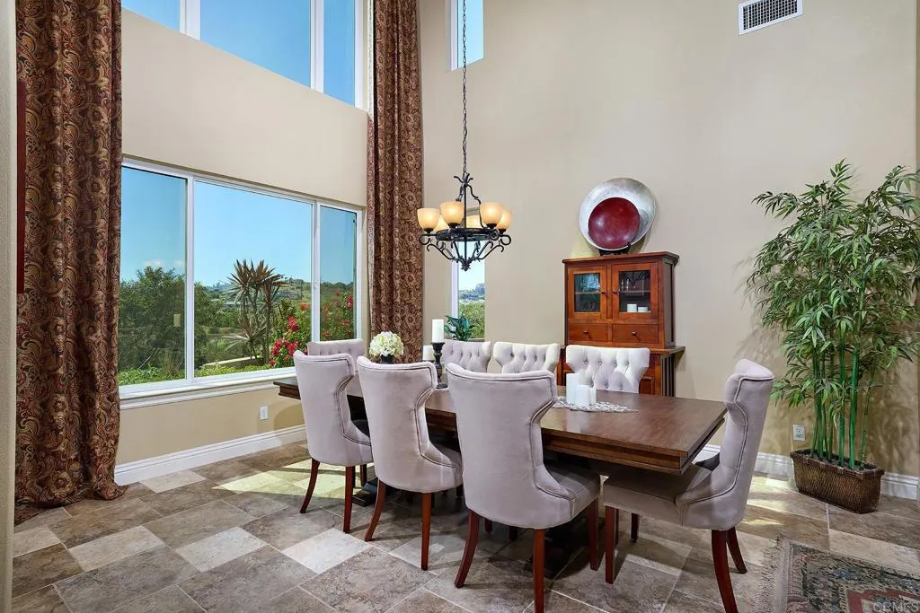 https://cdn.realtyfeed.com/cdn/127/306439043/b441f10af5a393c031b2a4f711fb8495.webp