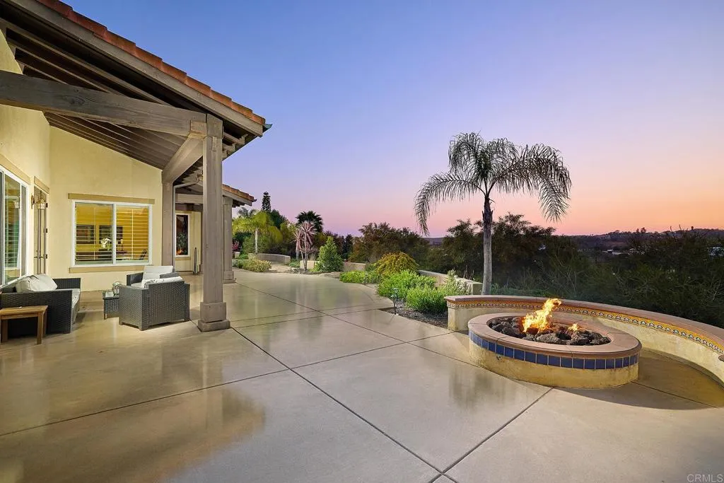 https://cdn.realtyfeed.com/cdn/127/306439043/c0235368026bb3198d64a8329f7399af.webp