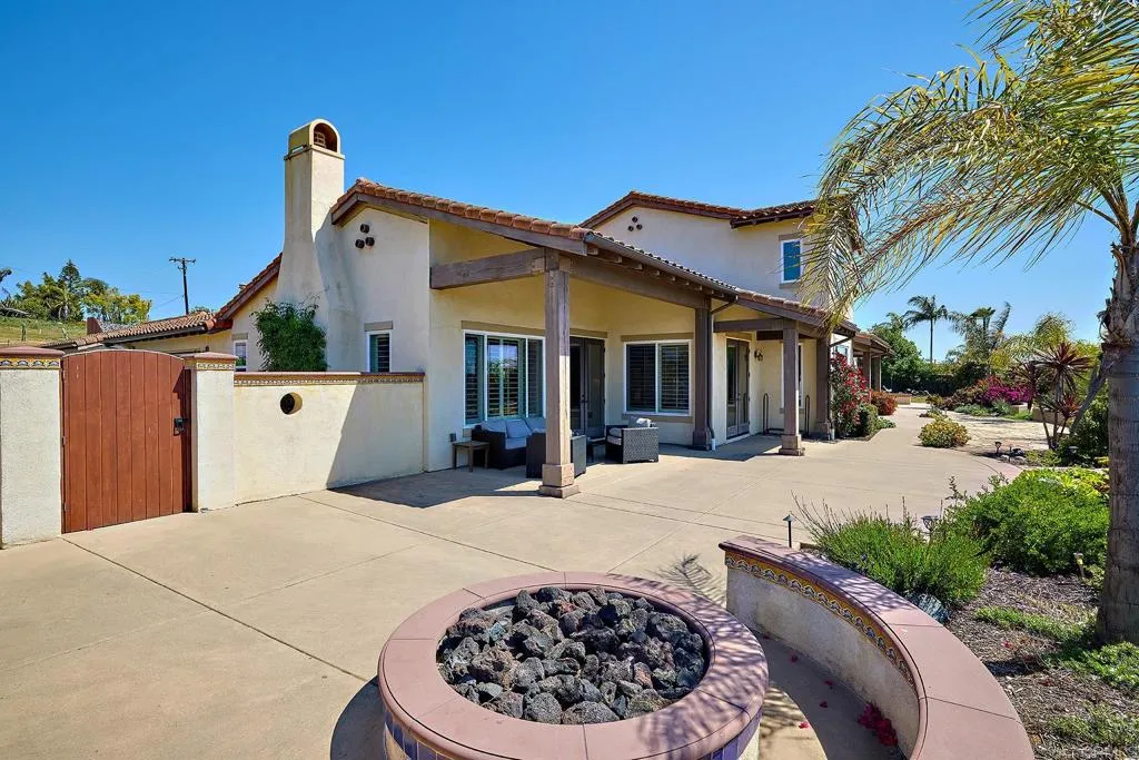 https://cdn.realtyfeed.com/cdn/127/306439043/dd63d0aafa0348f55cabea28ef332987.webp