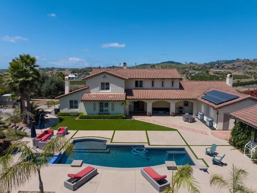 https://cdn.realtyfeed.com/cdn/127/306439043/fcad6e0b4a279a148a1003334d52f814.webp