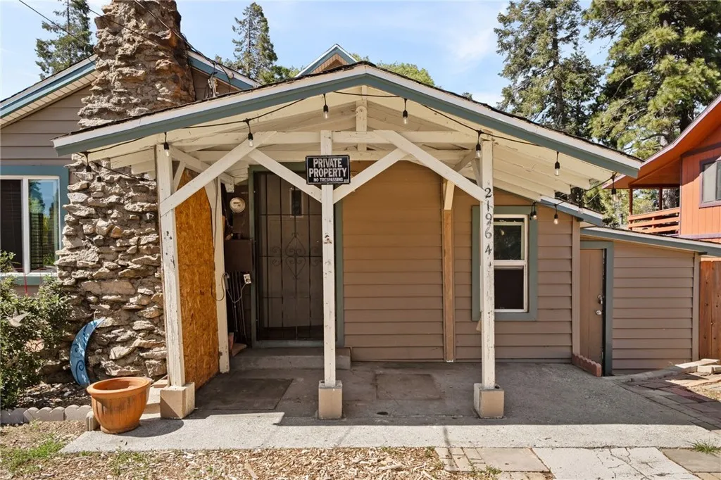 21964 Mojave River Road, Cedarpines Park, Ca 92322 - Photo 4 of 33, Cedarpines Park, CA