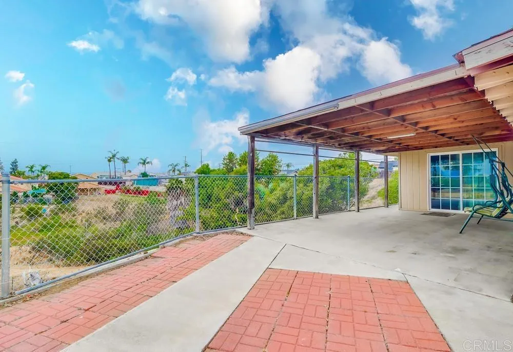 https://cdn.realtyfeed.com/cdn/127/306439379/44273267630eb591948f3635a3c3902a.webp