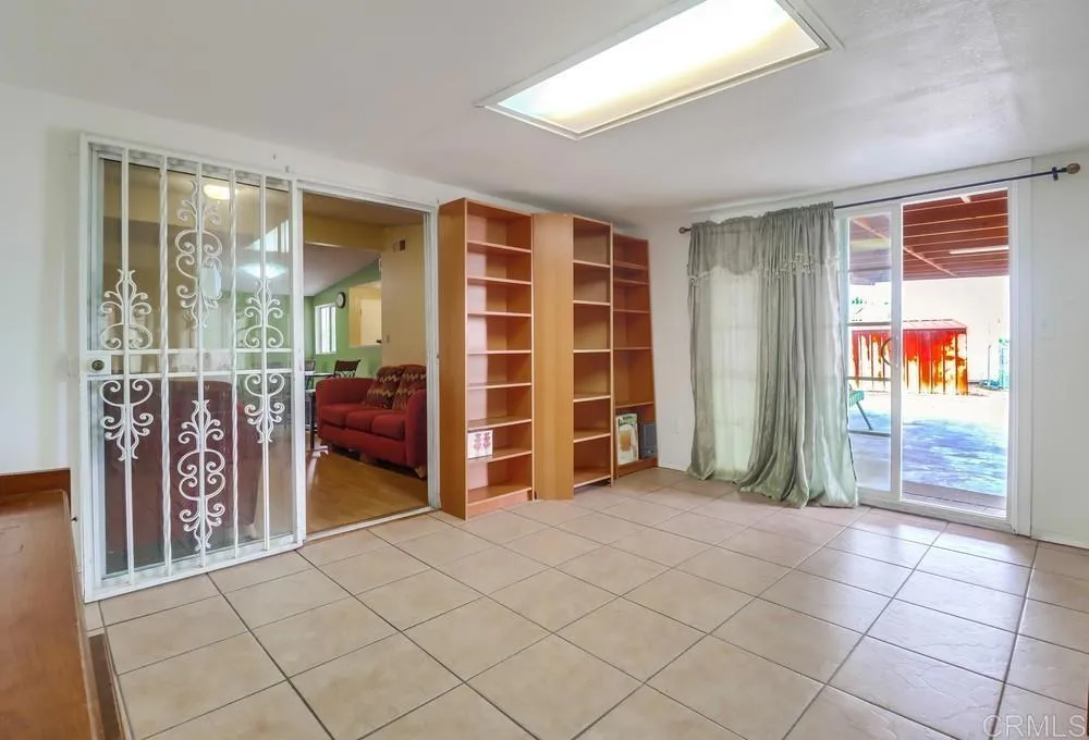 https://cdn.realtyfeed.com/cdn/127/306439379/6ea608d9aa57fca0bc35e59d4229b9b0.webp