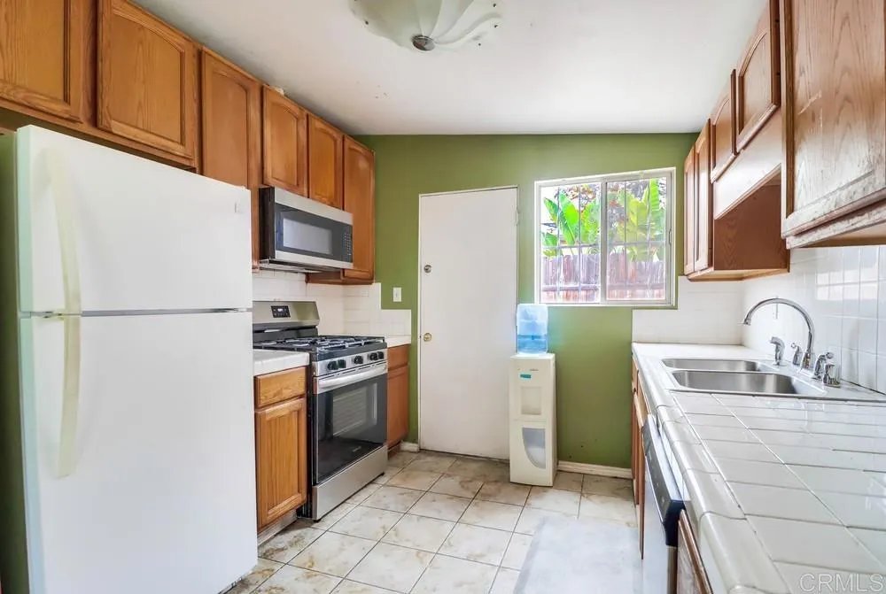 https://cdn.realtyfeed.com/cdn/127/306439379/bf9fdc3629ecc469293db4c5703e9bf6.webp