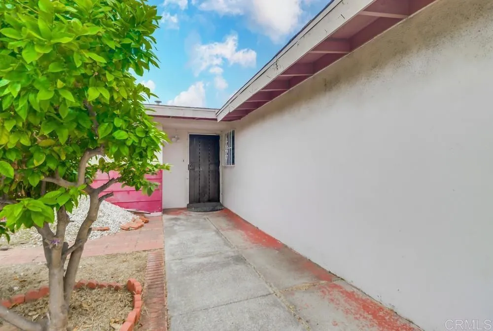 https://cdn.realtyfeed.com/cdn/127/306439379/f85a71b76d04ccc91391786f63e7d909.webp