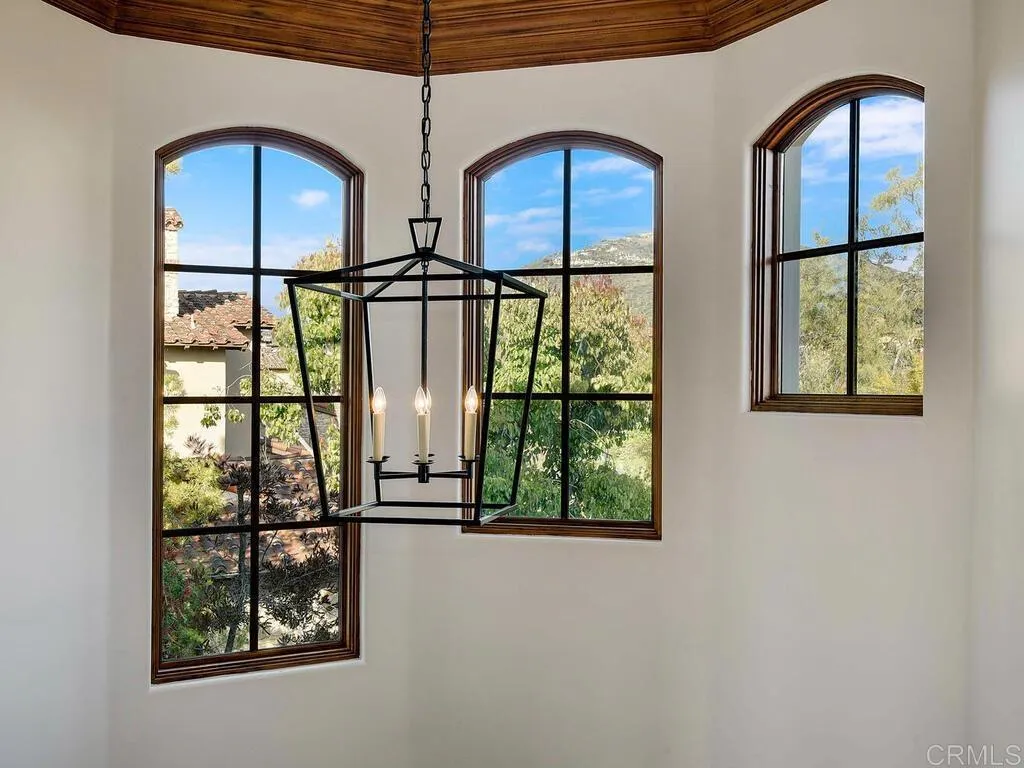 https://cdn.realtyfeed.com/cdn/127/306439436/9a6229f01a7b7732a10e928a2eca8737.webp