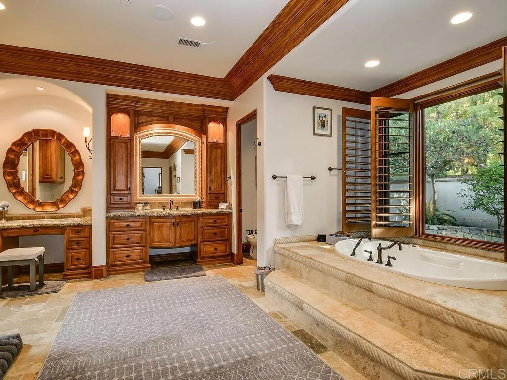 https://cdn.realtyfeed.com/cdn/127/306439436/a2148fe5c703ffe479315efe3aaea6cf.webp