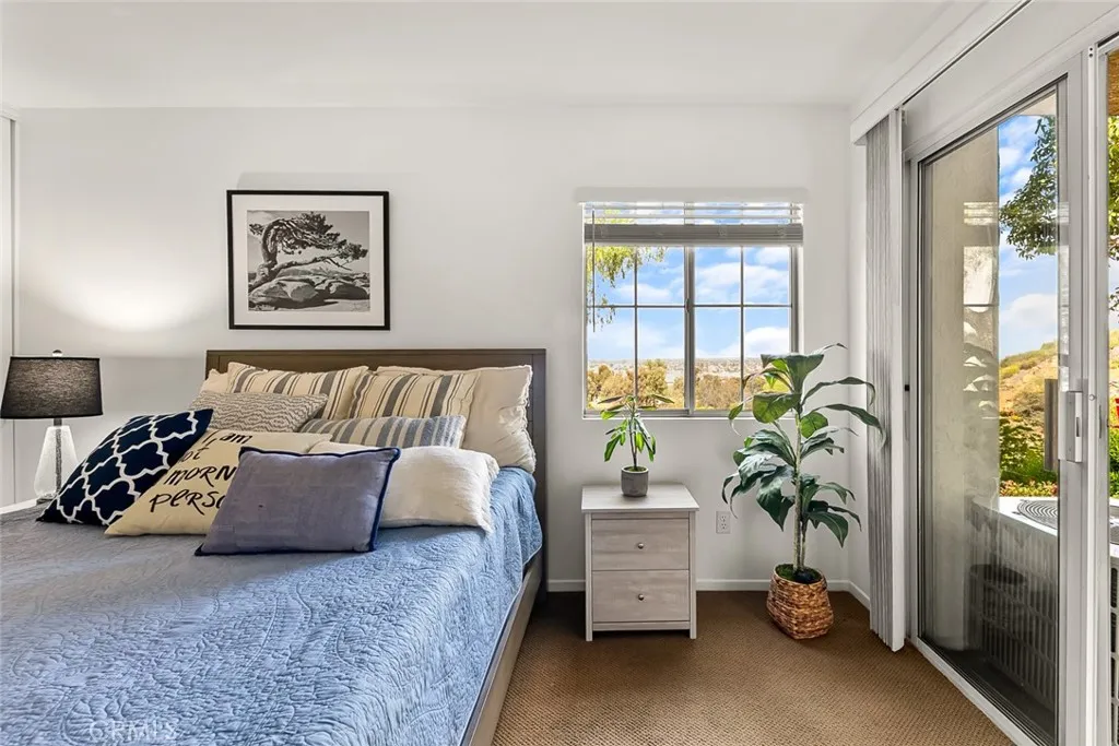 https://cdn.realtyfeed.com/cdn/127/306439607/1e4aa17eac30f16d43c6e28ccd8bf1f7.webp
