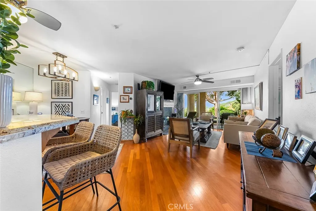 https://cdn.realtyfeed.com/cdn/127/306439607/77591c1fcabf3d73e16b47ec437304e7.webp
