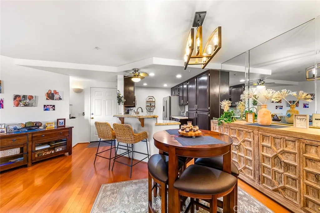 https://cdn.realtyfeed.com/cdn/127/306439607/a404f611cc0b0e2780d3047572c1920d.webp