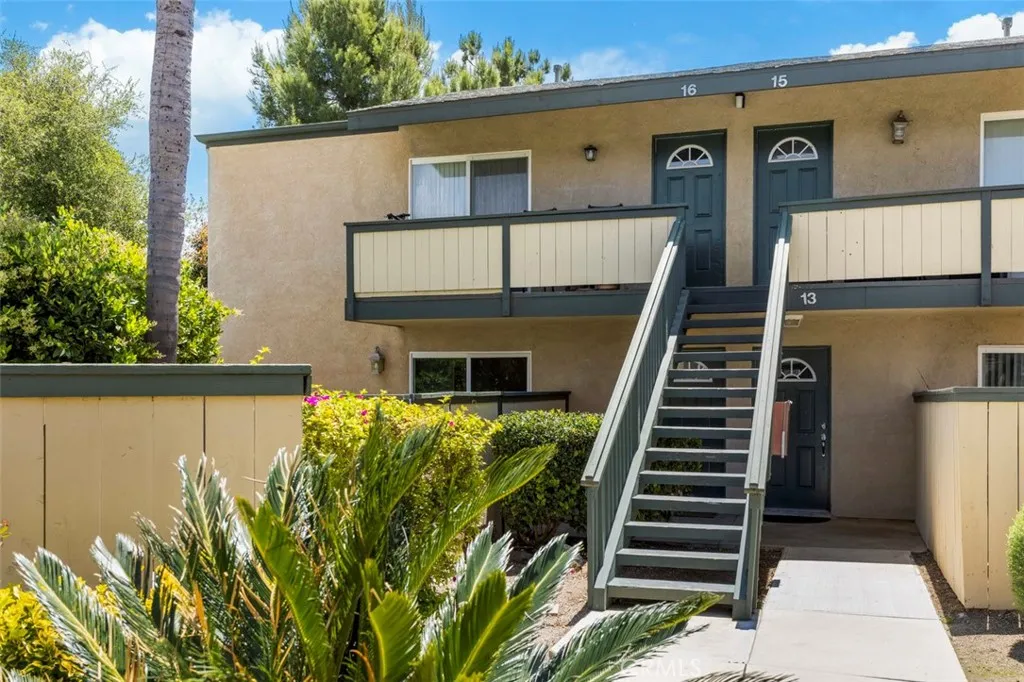 https://cdn.realtyfeed.com/cdn/127/306439923/0c0d46c14b62072eb72d0b8cae22c509.webp
