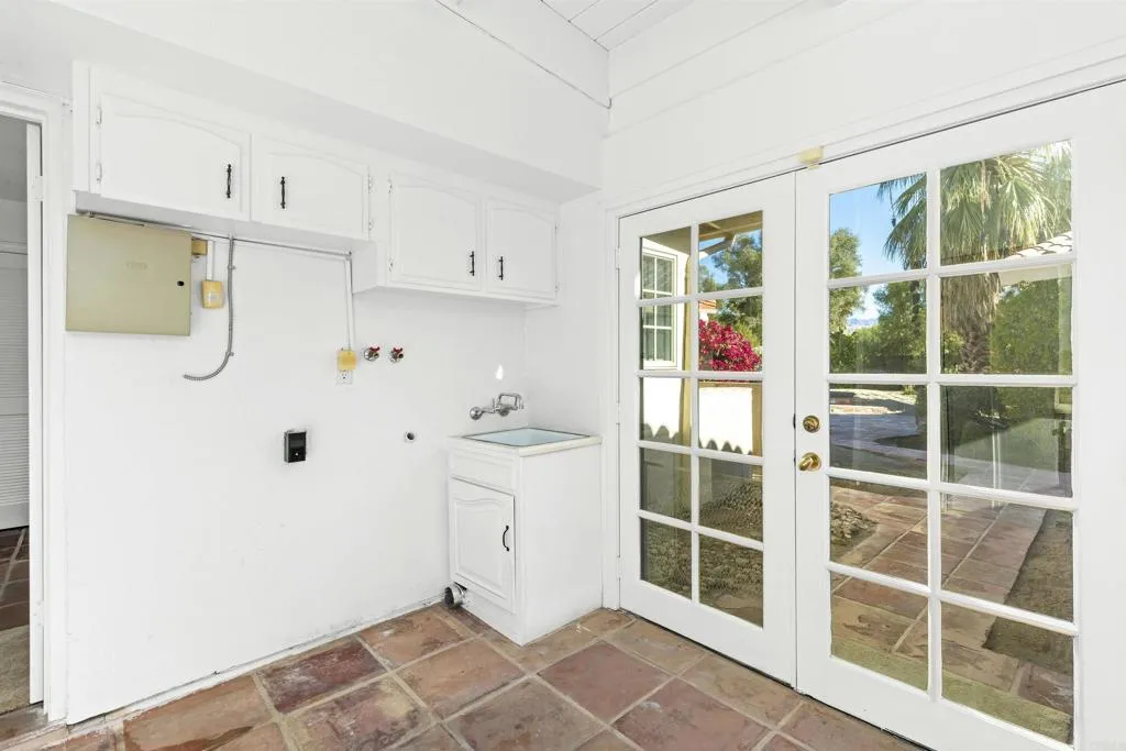 https://cdn.realtyfeed.com/cdn/127/306439924/c0cc33fcf2327384bb59b3ffaa3cb61c.webp