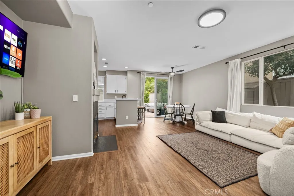 Photo #5: OC25106678 Listing 