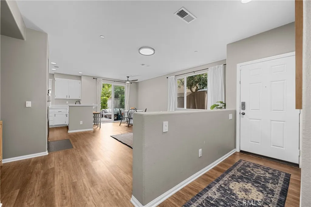 Photo #6: OC25106678 Listing 