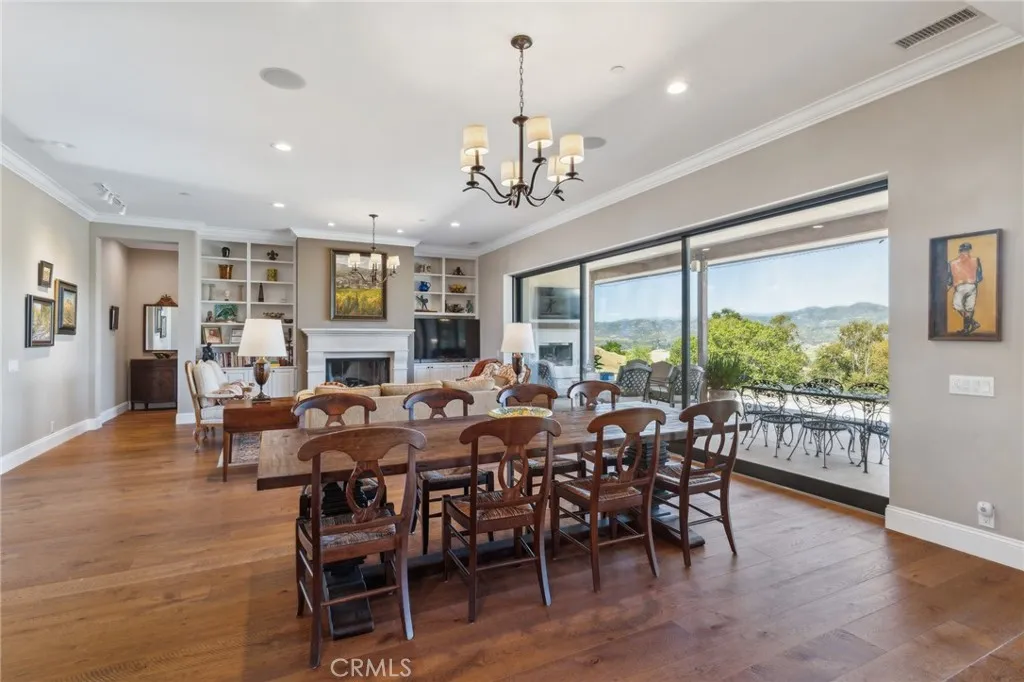 https://cdn.realtyfeed.com/cdn/127/306440067/5fc2bebb22914d0b2720208effddd72f.webp