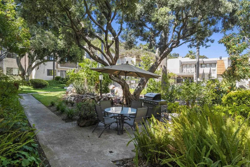 https://cdn.realtyfeed.com/cdn/127/306440071/5f00bfdbed2eec3ab59179b66b10da66.webp