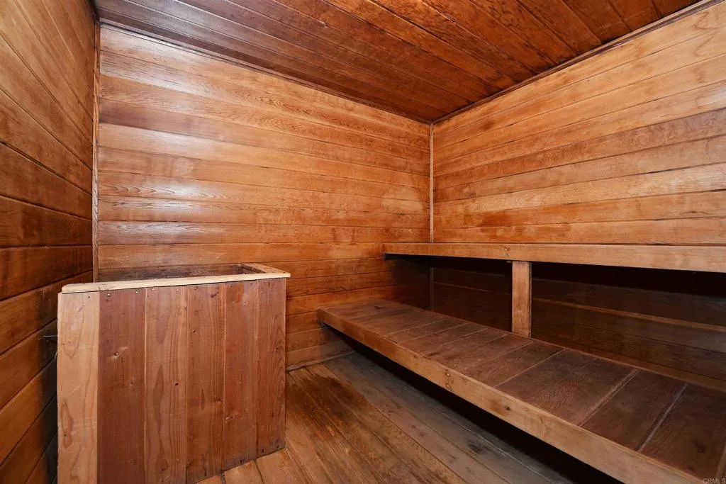 https://cdn.realtyfeed.com/cdn/127/306440071/8a7a59135111f152854e4c034bd7b459.webp