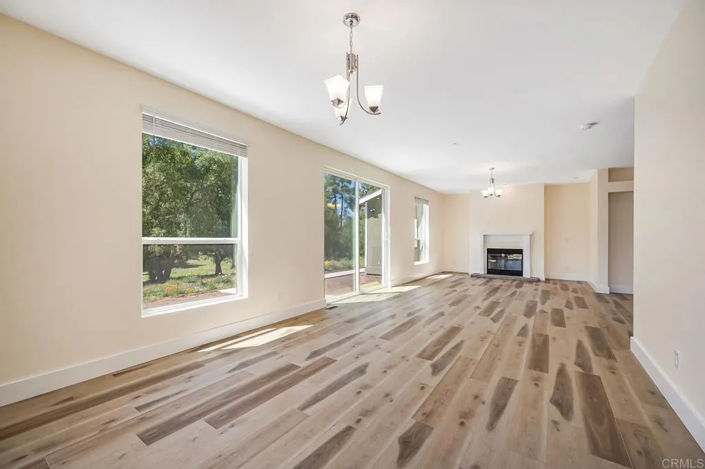 https://cdn.realtyfeed.com/cdn/127/306440083/fea3d5c4bfd5c8187ab46976e8617f81.webp